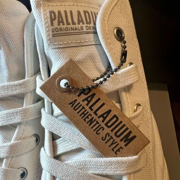 Palladium Women’s Pampa HI Sneakers - Picture 7 of 9
